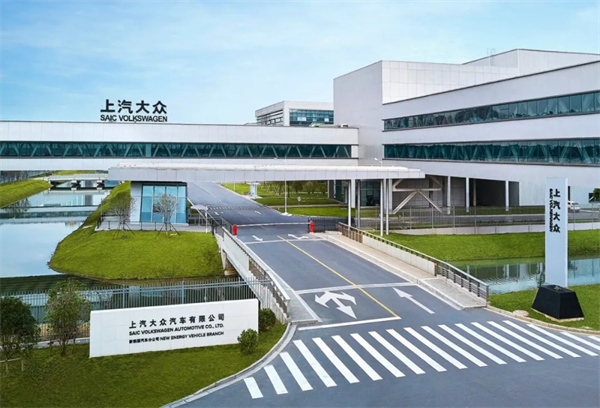 品牌丨合资品牌销冠续写传奇:上汽大众以"油电并进"迎战2025