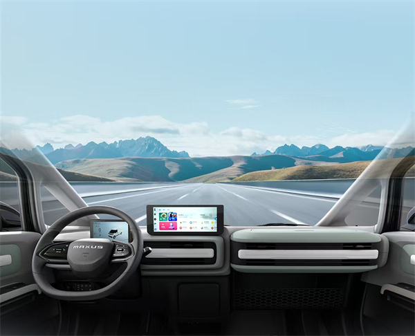 上汽大通MAXUS轻客家族“三电齐发”,大拿M1携手2025款新途EV70、新途EV90上市发布