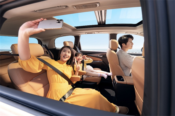 全球唯一10万级混动MPV——上汽大通 G50 混动上市,售价13.98万起